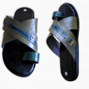 SANDALE EN CUIR